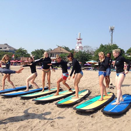 Matra Bali Surf Camp Pensión Canggu Exterior foto